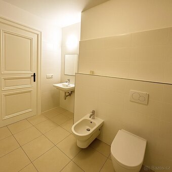 Pronájem bytu 3+1 - Nádražní- Praha 5 - 17