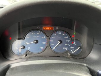 Citroen Berlingo Multispace 1.6 HDI 66kW klima tažné bez DPF - 17