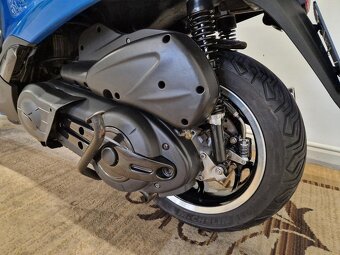 Piaggio MP3 500 LED ESP USB 4/2016 - 17