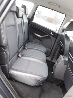 Ford C-max 2.0 TDCi,,TITANIUM,pěkný,BEZ KOROZE,tažný - 17