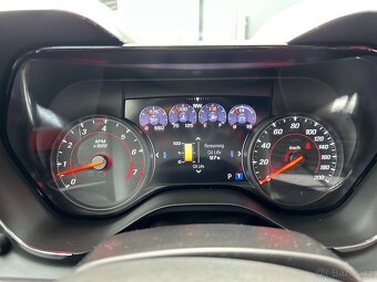 Chevrolet Camaro 6.2 SS automat facelift bose - 17