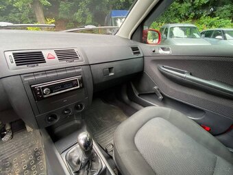 Škoda Fabia 1.2HTP 40kW central 2003 původ ČR 225tkm - 17