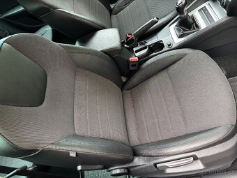 Škoda Octavia,  1.8 TSi XENON 1.MAJ PLNÝ SERVIS NEHAVAROVANÉ - 17