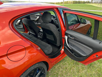 Prodám BMW M135i manuál - 17
