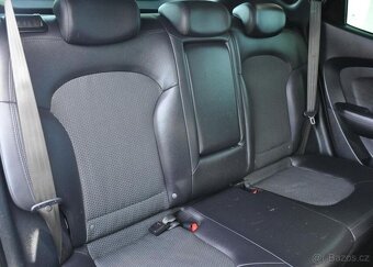 Hyundai ix35 2,0CRDi 4x4 TAŽNÉ - 17