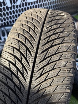 Mercedes E-CLASS AMG - 245/40 R19 ORIGINÁLNÍ ZIMNÍ SADA - 17