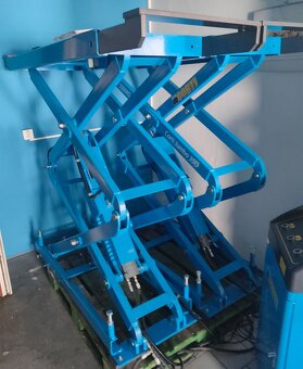 Jednosloupový MOBILNÍ zvedák 3.500 kg/2.500kg ZÁRUKA - 17