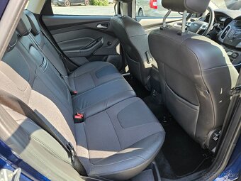 FORD FOCUS 1.6i 92KW KOMBI 2011 141TKM TITANIUM - 17