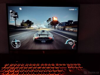 Nitro v16,RTX-4060-8gb-Mux,R7-8845hs,DDR5-32gb,ZÁRUKA - 17