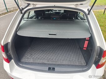 Škoda Octavia III 1.6 TDI combi facelift Švýcarsko TOP STAV - 17