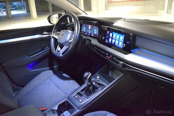 Volkswagen Golf 1.5 TSi LIFE IQ HD MATRIX nové ČR rv 2021 - 17
