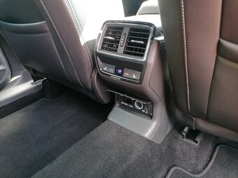 ŠKODA KODIAQ SPORTLINE 2.0TDI 140KW DSG 4X4 WEBASTO 180TKM - 17