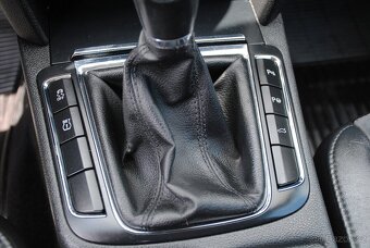 Škoda SUPERB combi 2.0TDi 125kW - 4x4 - tažné - 17