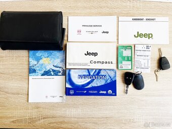 JEEP COMPASS LIMITED 2.2CRDI 120KW 4x4 VELKÉ INVESTICE TOP - 17