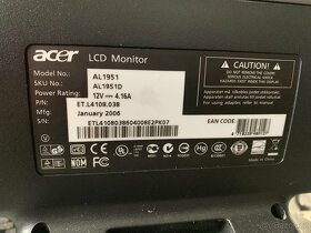 monitor 17" LCD LED - 17