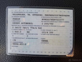 Volkswagen Sharan Higline – rok 2011 – stav tach. 270 000 + - 17