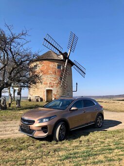 Prodám Kia XCeed 1,5T-GDi TOP MY22 - 17