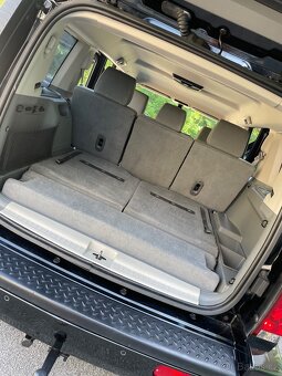 Jeep commander 3,0 crd 195 tis - 17