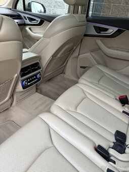 Audi Q7 3.0 TDi S line 200kw EXCLUSIV - 17