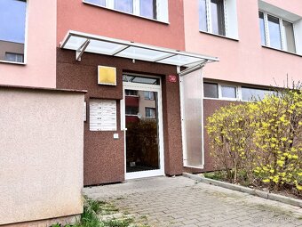 Byt 2+kk, 42,5 m2, Jince - klidná čtvrť Zborovská - 17