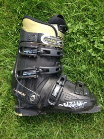 Lyže ATOMIC BETA CARV B4 C9.18 HYPER CARBON - Kompletní SET - 17