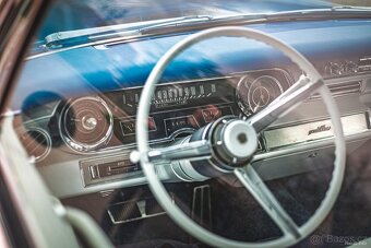 Cadillac DeVille Convertible 1965 - 17