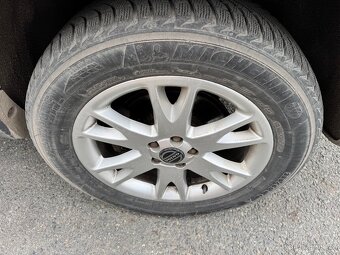 Volvo XC90 2.4D5 Diesel 120kw,AWD,Manuál,STK:7/2027,4X4 - 17