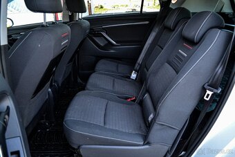 Toyota Verso 1.6 I Valvematic Holiday - 17