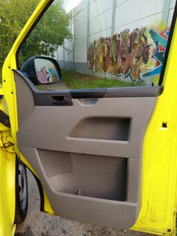 Volkswagen Transporter 2.0 TDI T5.1, L2H2, obytný v TP - 17