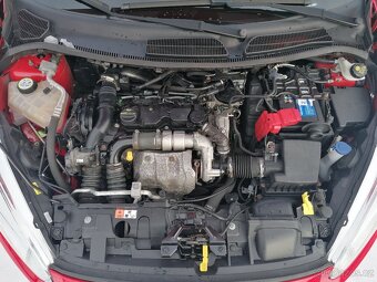 Ford Fiesta 1.6TDCi 70kw ST-line - 17