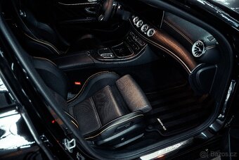 Mercedes Benz AMG E63s 4-Matic - 4.0 Litre Biturbo V8 - 17