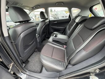 Hyundai i30 1,6 66 KW CRDI 16V - 17