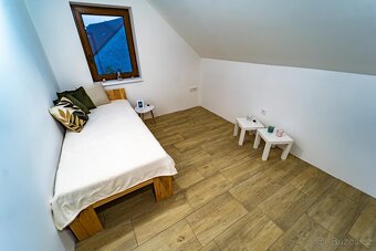 Chlístovice, prodej pozemku s rozestavěným rodinným domem př - 17