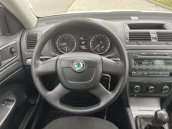 Škoda Octavia II 1.6 TDI Ambition, r.v. 2012 - 17