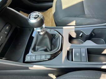 Hyundai Tucson 1.6 T-GDI SMART, r.v. 2022 - 17