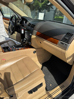 Volkswagen Touareg 2.5 TDI – 1. majitel, perfektní stav - 17