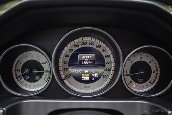 Mercedes-Benz E 300 Hybrid AMG Packet, 150 kW - 17