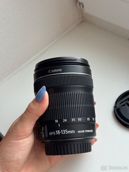 Canon EOS 700D – téměř nepoužitý set s 2 objektivy, filtrem - 17