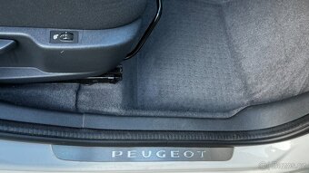 Peugeot 5008 2.0 HDI ALLURE 7.míst pouze 88500km - 17