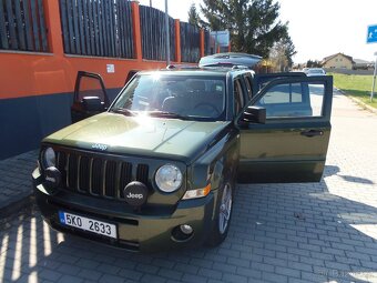 Jeep Patriot 2.4i LPG automat tažné - 17