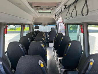 Mercedes-Benz Sprinter - 17