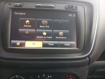 Dacia Lodgy 1.2TCe 1.MAJ. KLIMA NAVIGACE TAŽNÉ NOVÁ STK - 17