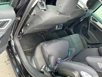 VW Golf 2.0 tdi 110kw, CUP, r.v.2015, serviska, rozvody - 17