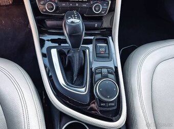 BMW Rad 2 Active Tourer 2 218d Luxury Line A/T - 17