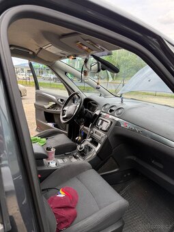 Ford S-MAX 2.0 TDCi 103 kW, 7 míst, výborný stav - 17
