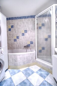 Byt 4+kk s lodžií, 90 m2, Hradec Králové - ul. Jungmannova - 17