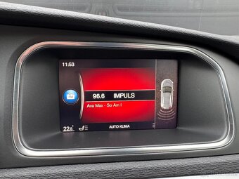 Volvo V40 D3 110kW Cross Country - 17