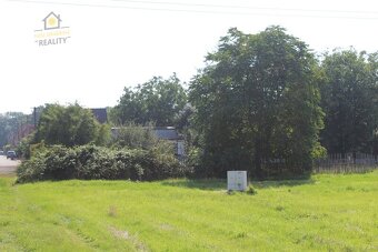 Prodej pozemku 841 m2 - 17