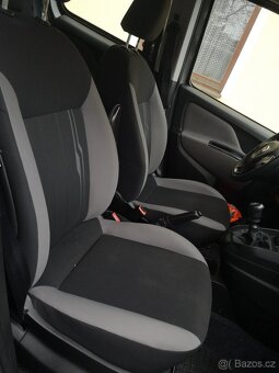 FIAT DOBLO R.V.2016 DIESEL 1.MAJITEL/ČR/5.MÍST/5DVEŘÍ - 17