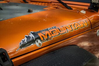 Jeep Wrangler Mountain 3,8 V6 LPG A/T 4x4 aj na splátky - 17
